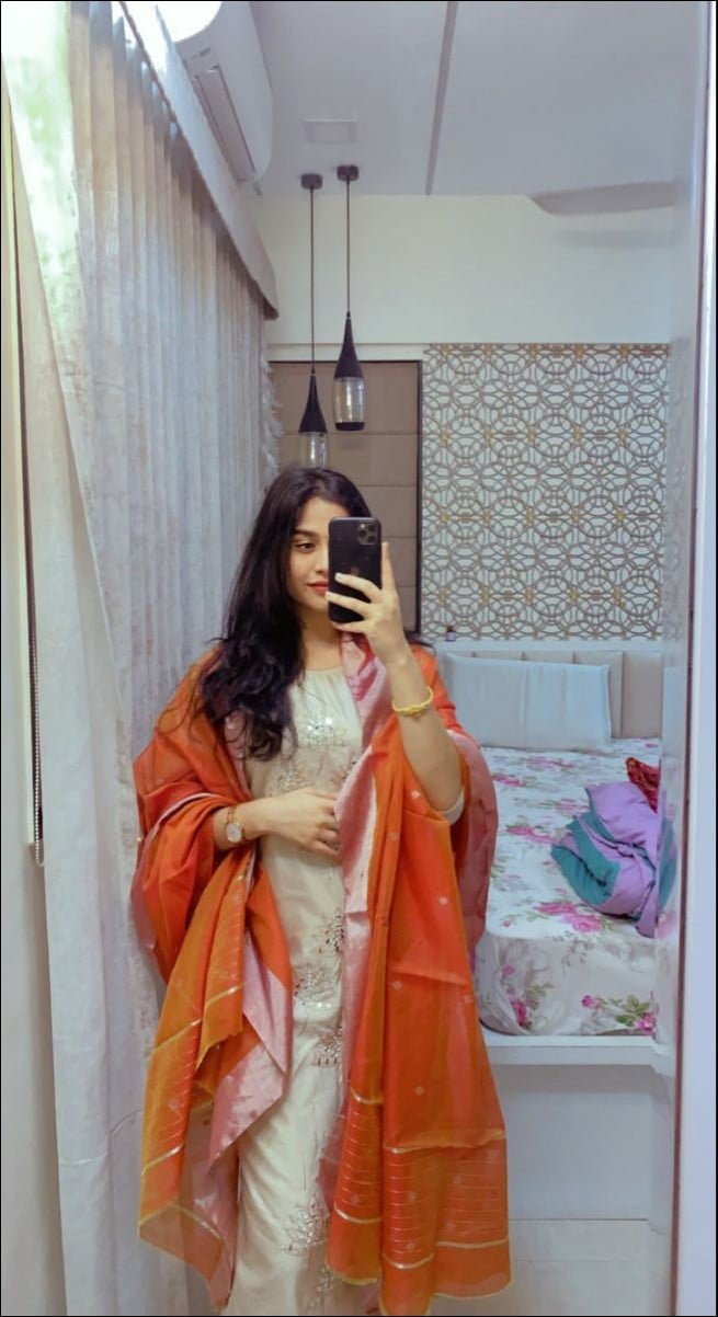 cute-girl-pic cute-girl-pic
