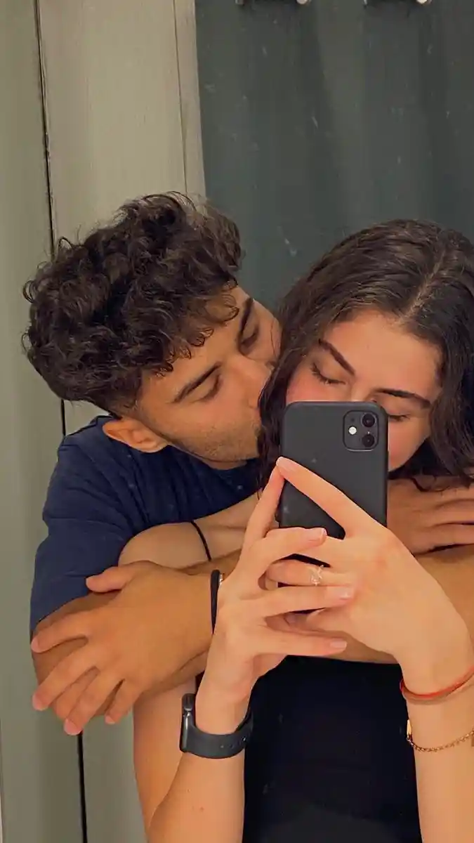 cute-love-dp-pic cute-love-dp-pic