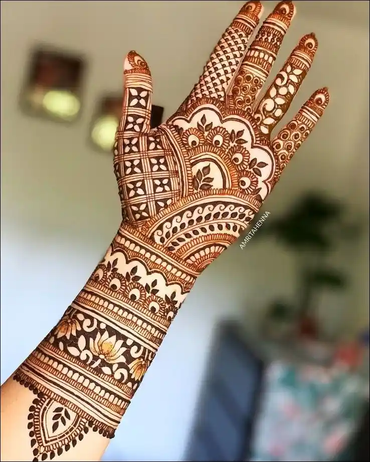 front-hand-mehndi-design front-hand-mehndi-design
