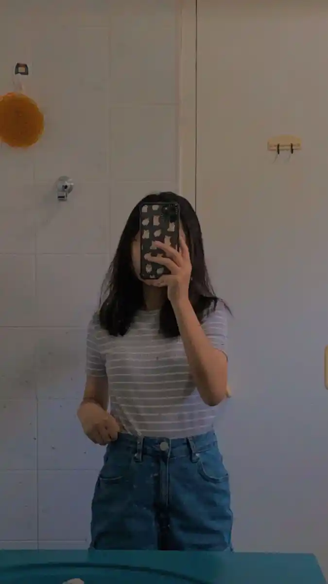 hide-face-girl-pic