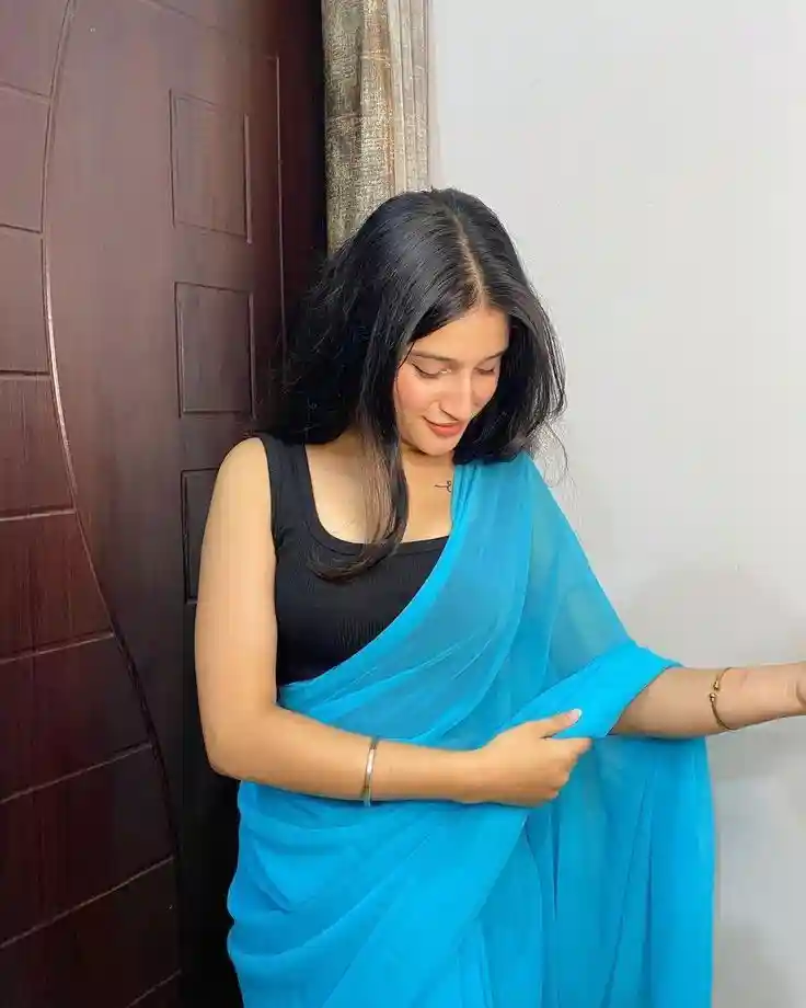 insta-girls-dp
