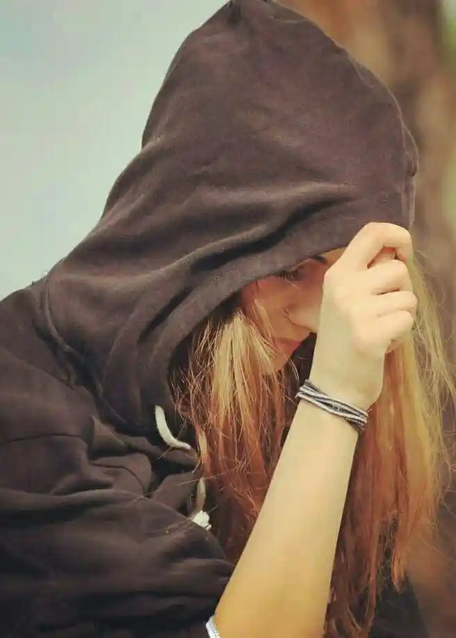 alone-dp-girl-boy-sad alone-dp-girl-boy-sad
