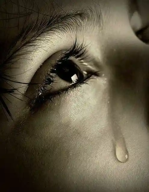 sad-mood-boy-dp