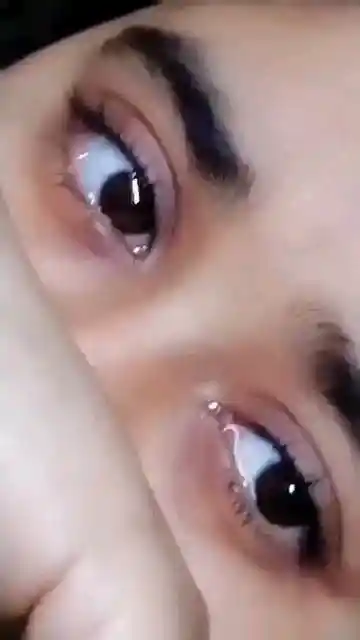 very-sad-alone-dp very-sad-alone-dp