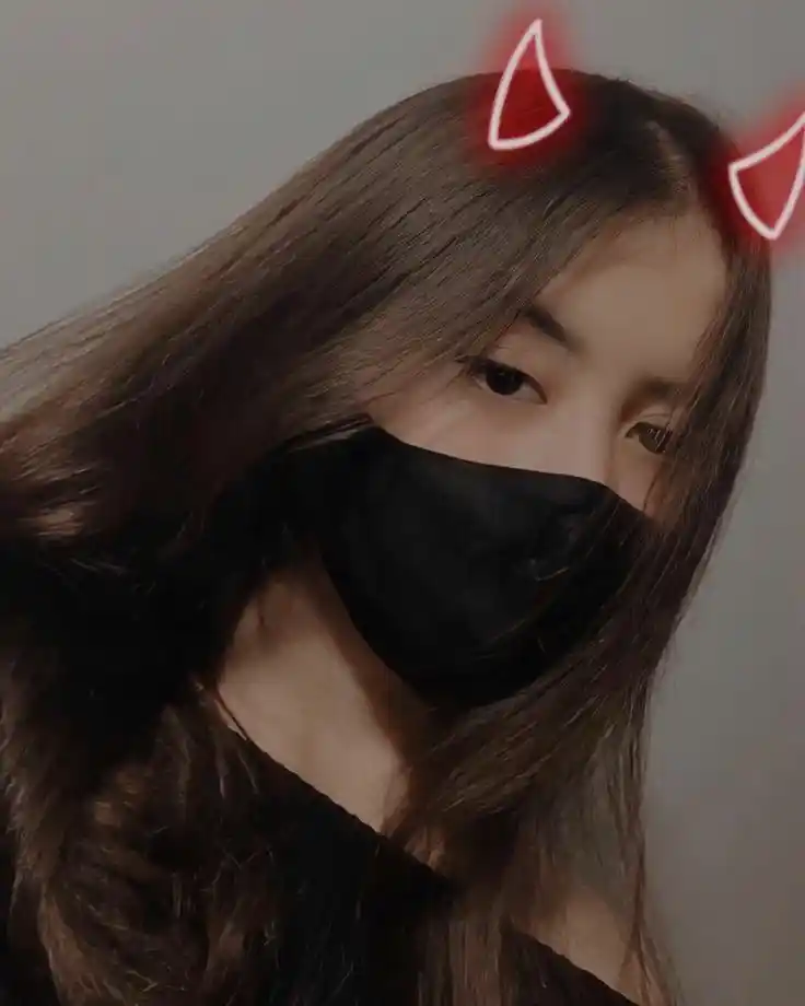 mask-girl-dp