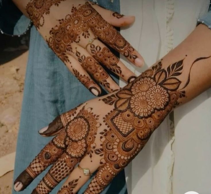 mehndi designs back hand