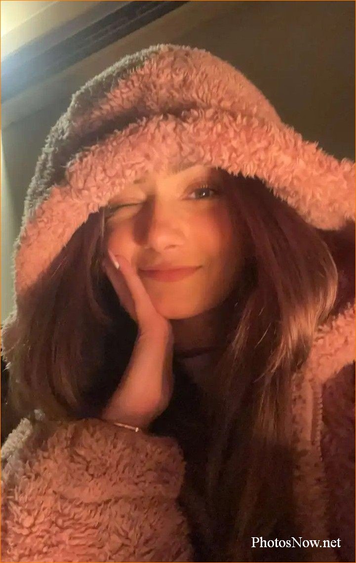 Cute Girl Pic