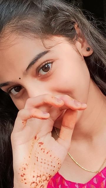 Cute Girls Dp