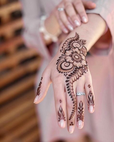 Mehandi designs