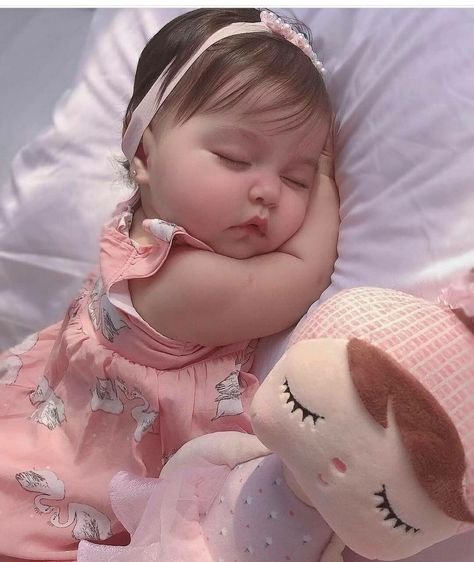 baby wallpaper