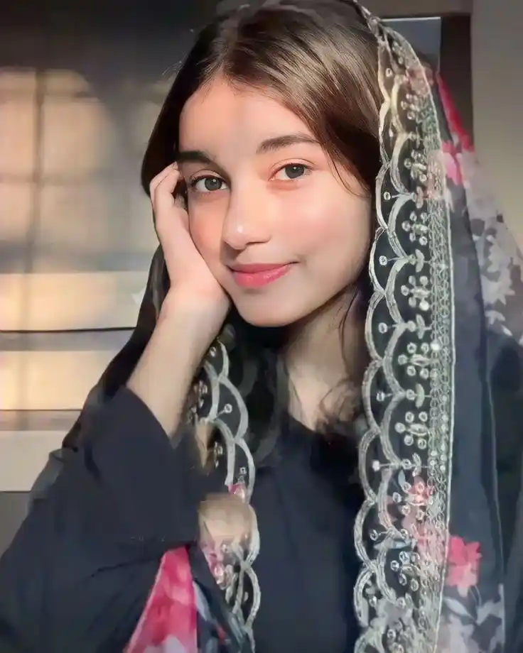 Stylish girls DP collection