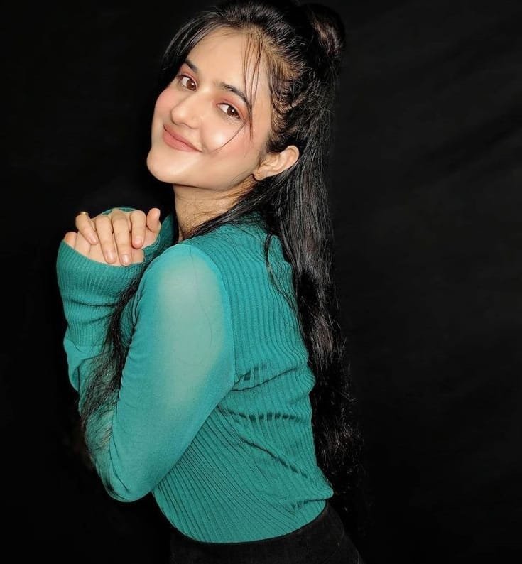 Cute Girl Pic