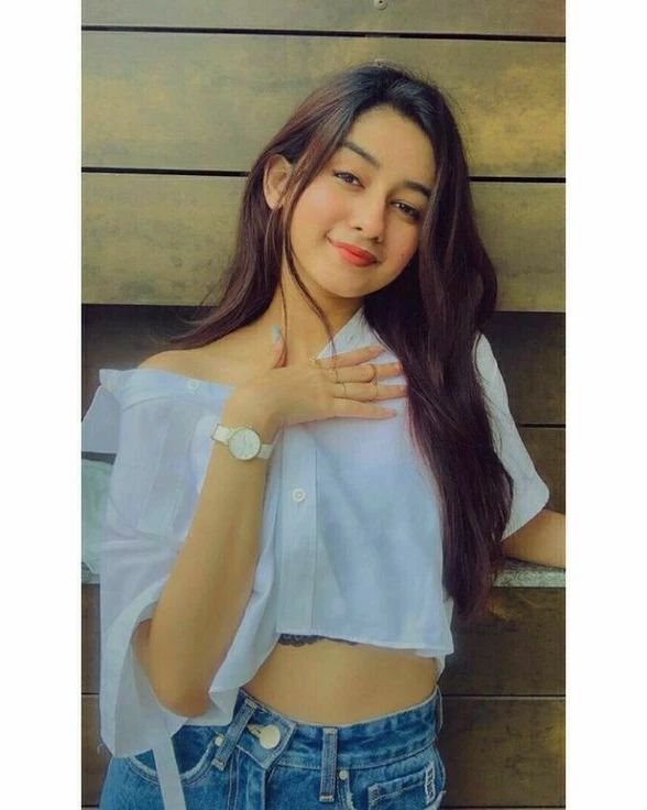 Cute Girl Pic