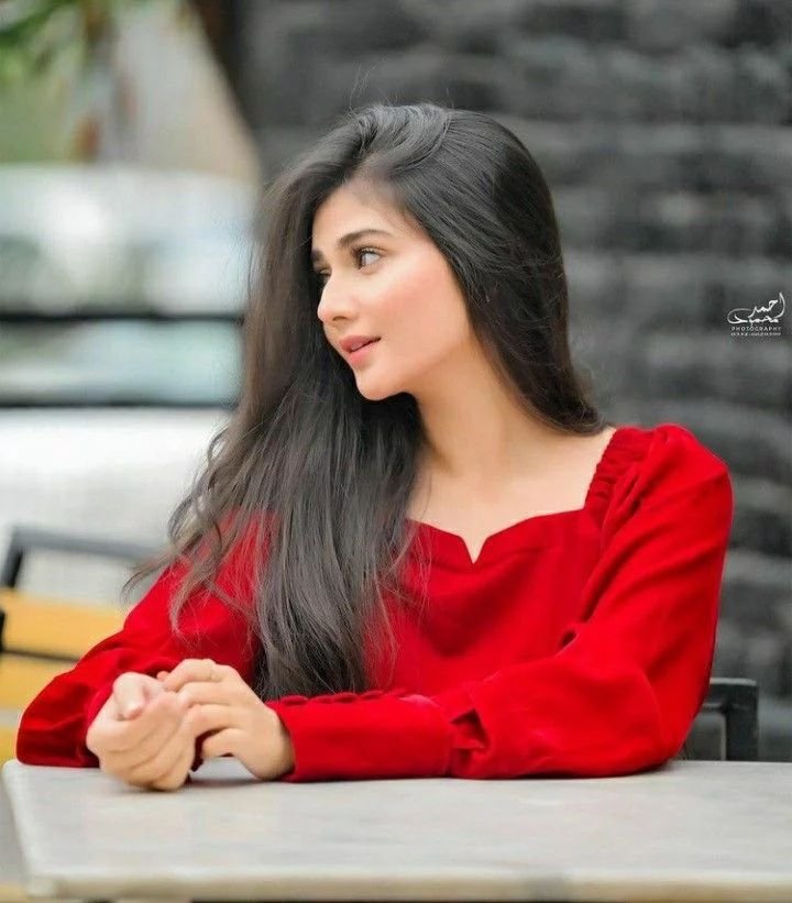 Cute Girl Pic