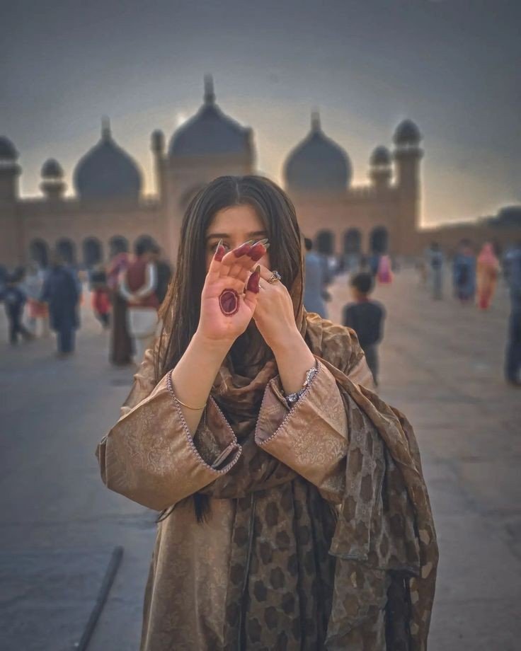 Hidden Face DP for Girls