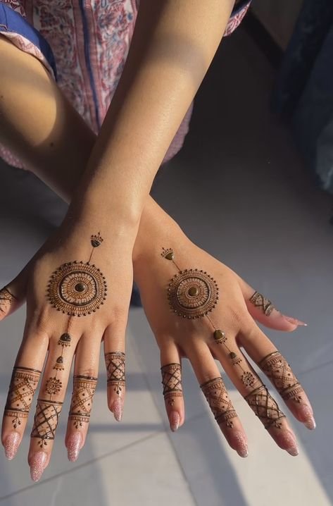 mehndi designs for fingers