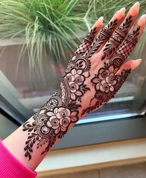 mehndi designs full hand