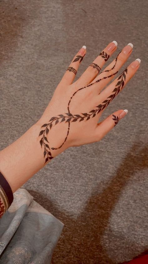simple mehndi designs